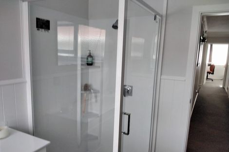 Photo of property in 1/21 Bloomfield Terrace, Hutt Central, Lower Hutt, 5010