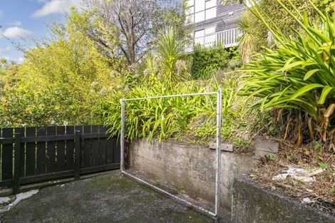 Photo of property in 9 Ridd Crescent, Karori, Wellington, 6012