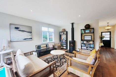 Photo of property in 48 Taupata Street, Redcliffs, Christchurch, 8081