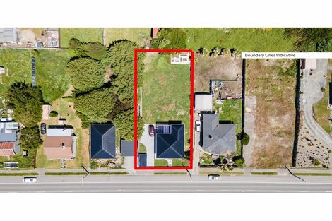 Photo of property in 28 Ocean Beach Road, Bluff, 9814