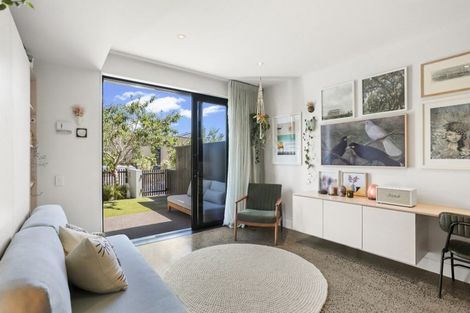 Photo of property in 216 Hobsonville Point Road, Hobsonville, Auckland, 0616