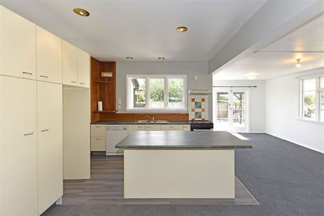 Photo of property in 84 Racecourse Road, Sockburn, Christchurch, 8042