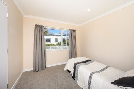 Photo of property in 1a Kings Court, Roslyn, Palmerston North, 4414