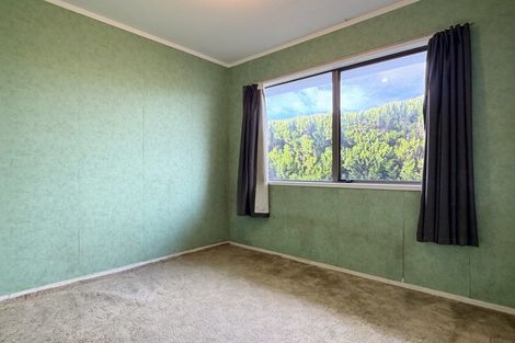 Photo of property in 8 Jillteresa Crescent, Half Moon Bay, Auckland, 2012