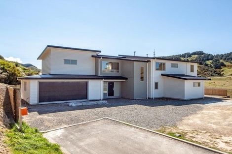 Photo of property in 97 Melksham Drive, Churton Park, Wellington, 6037