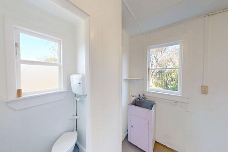 Photo of property in 36-38 Weraroa Road, Levin, 5510