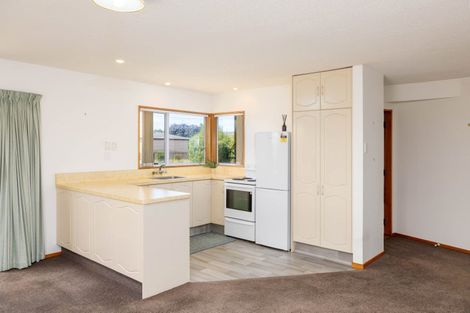 Photo of property in 2 Vivian Street, Burwood, Christchurch, 8083