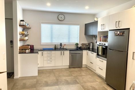 Photo of property in 12 Joshua Carder Drive, Hobsonville, Auckland, 0616