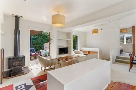 Photo of property in 20 Harrybrook Road, Green Bay, Auckland, 0604