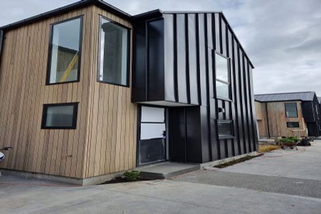 Photo of property in 261a Edgeware Road, Edgeware, Christchurch, 8013