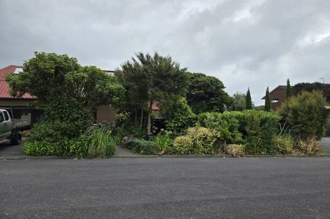 Photo of property in 16 James Cook Drive, Whitby, Porirua, 5024