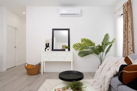 Photo of property in 9 Puwha Street, Massey, Auckland, 0614