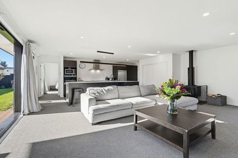 Photo of property in 3 Cherry Avenue, Darfield, 7510