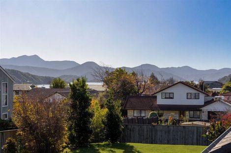 Photo of property in 35 Moana View Road, Waikawa, Picton, 7220