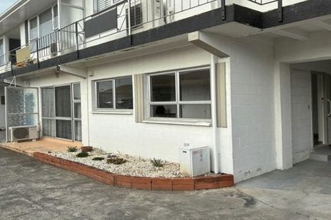 Photo of property in 3/8 Lee Road, Taradale, Napier, 4112