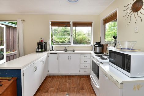 Photo of property in 119 Awaroa Road, Helensville, 0800