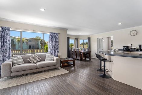 Photo of property in 1 Rangitukehu Street, Ohope, 3121