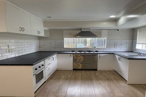 Photo of property in 20 Legacy Drive, Henderson, Auckland, 0612