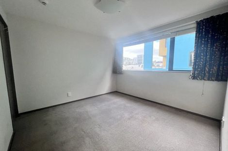 Photo of property in Dual Apartments, 401/142u Vivian Street, Te Aro, Wellington, 6011