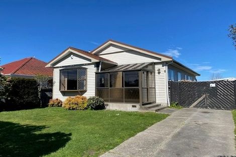 Photo of property in 22 Winters Road, Redwood, Christchurch, 8051
