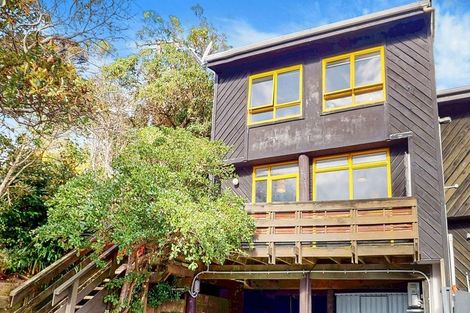 Photo of property in 22 Stafford Street, Mount Victoria, Wellington, 6011