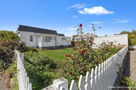 Photo of property in 16 Achilles Street, Stratford, 4332