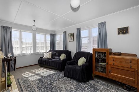 Photo of property in 114 Judd Crescent, Naenae, Lower Hutt, 5011