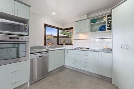 Photo of property in 2 Burnt Oak Drive, Pyes Pa, Tauranga, 3112