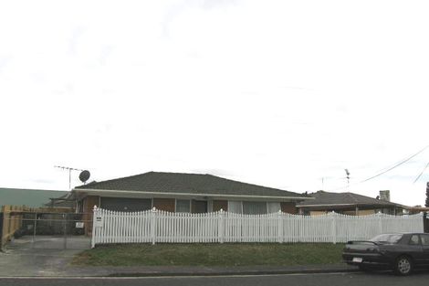 Photo of property in 1/1 Levesque Street, Birkdale, Auckland, 0626