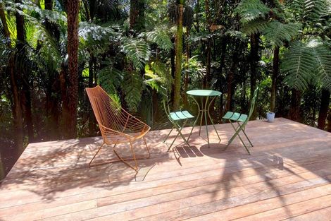 Photo of property in 26 Sylvan Valley Avenue, Titirangi, Auckland, 0604