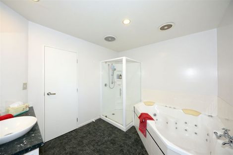 Photo of property in 12 Thoresby Mews, Avonhead, Christchurch, 8042