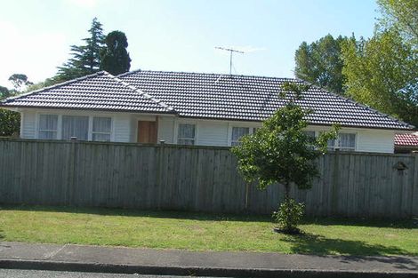 Photo of property in 33 Marsh Avenue, Forrest Hill, Auckland, 0620