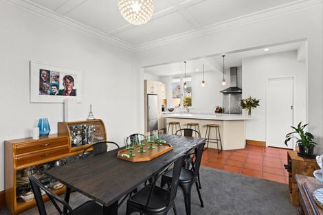 Photo of property in 23 Fitzroy Road, Bluff Hill, Napier, 4110
