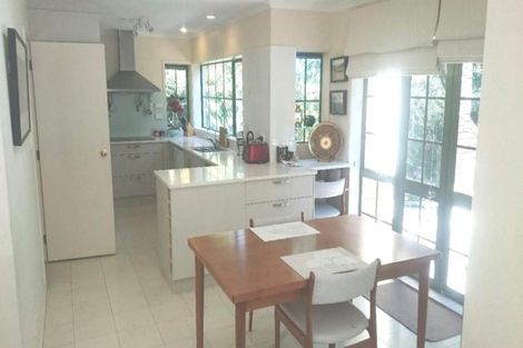 Photo of property in 58 Seabreeze Road, Narrow Neck, Auckland, 0624