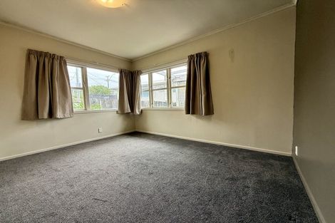 Photo of property in 93 Sylvan Avenue, Northcote, Auckland, 0627