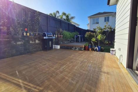 Photo of property in 19 Harvest Avenue, Orewa, 0931