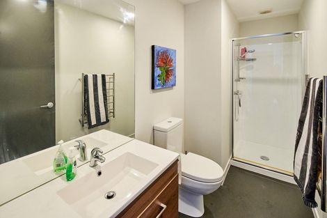 Photo of property in 196 The Esplanade, Island Bay, Wellington, 6023