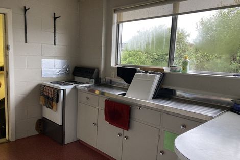 Photo of property in 1/158 Kings Crescent, Hutt Central, Lower Hutt, 5010
