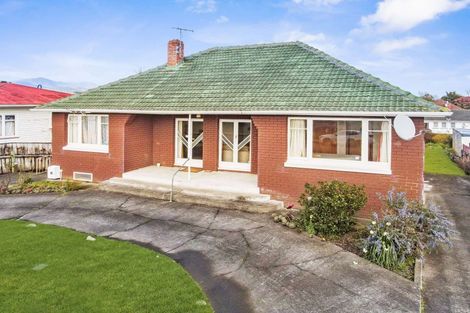 Photo of property in 27 Graham Street, Levin, 5510