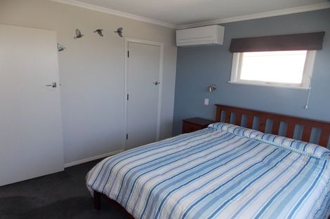 Photo of property in 60 College Street, Awapuni, Palmerston North, 4412