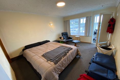 Photo of property in 327 Adelaide Road, Newtown, Wellington, 6021