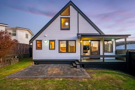 Photo of property in 90 Discovery Drive, Whitby, Porirua, 5024
