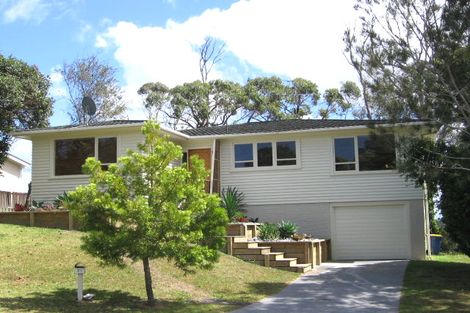 Photo of property in 21 Oruamo Place, Beach Haven, Auckland, 0626