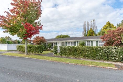 Photo of property in 27 Howell Avenue, Riverlea, Hamilton, 3216