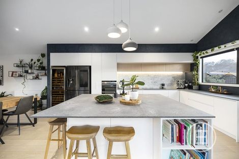 Photo of property in 3 Rabbiters Crescent, Jacks Point, Queenstown, 9371