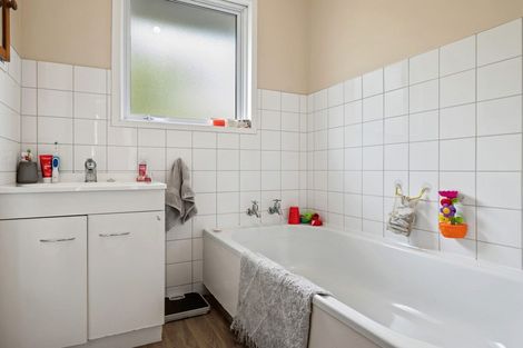 Photo of property in 53 Bassett Street, Burwood, Christchurch, 8083