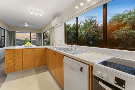 Photo of property in 1/2 Kowhai Road, Campbells Bay, Auckland, 0630