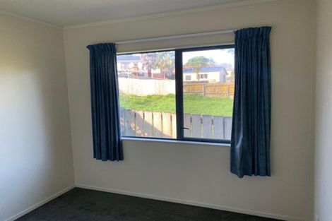 Photo of property in 71a Brunner Road, Glen Eden, Auckland, 0602