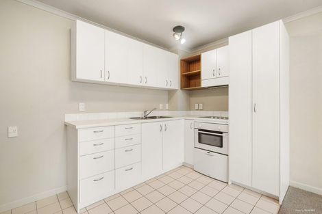 Photo of property in 24/8 Carolina Place, Albany, Auckland, 0632