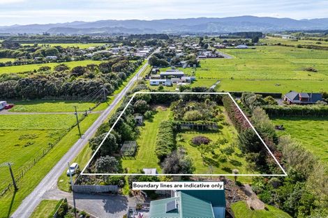 Photo of property in 21a Atkinson Avenue, Otaki Beach, Otaki, 5512